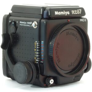 Mamiya RZ67 Pro II body / WLF