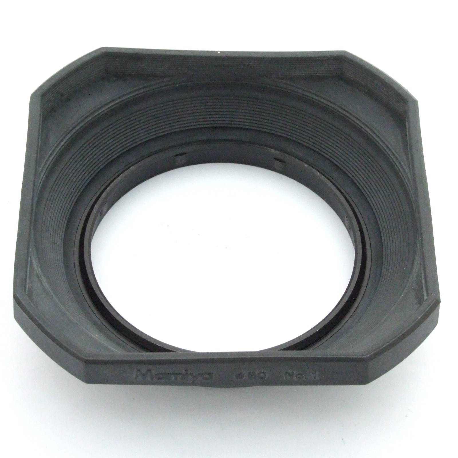 Mamiya RB67 / RZ67 No. 1 80mm Lens Hood - Image 3